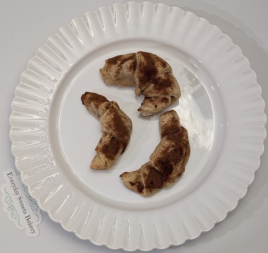 Diabetic-Friendly Apple-Cranberry Crescent Cookies
